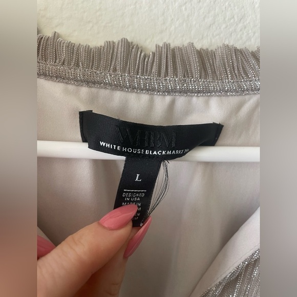 White House black market gold and silver shimmer v neck tank top blouse - Picture 2 of 3